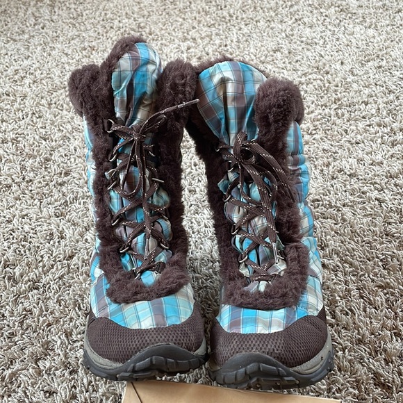 Women’s The North Face Winter Boots size 7.5**⭐️ ⛄️❄️ SUPER ADORABLE!!❄️⛄️ - Picture 3 of 8